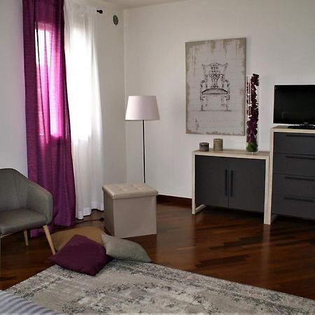 Villa Tiziano Residence Rosa Luaran gambar