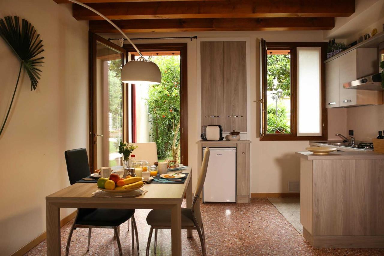Villa Tiziano Residence Rosa Luaran gambar
