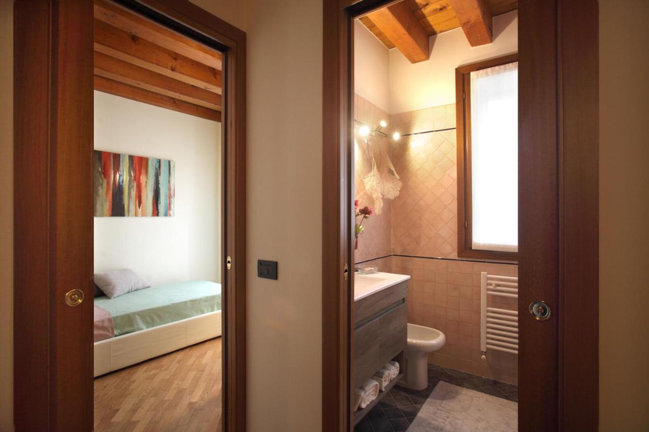 Villa Tiziano Residence Rosa Luaran gambar