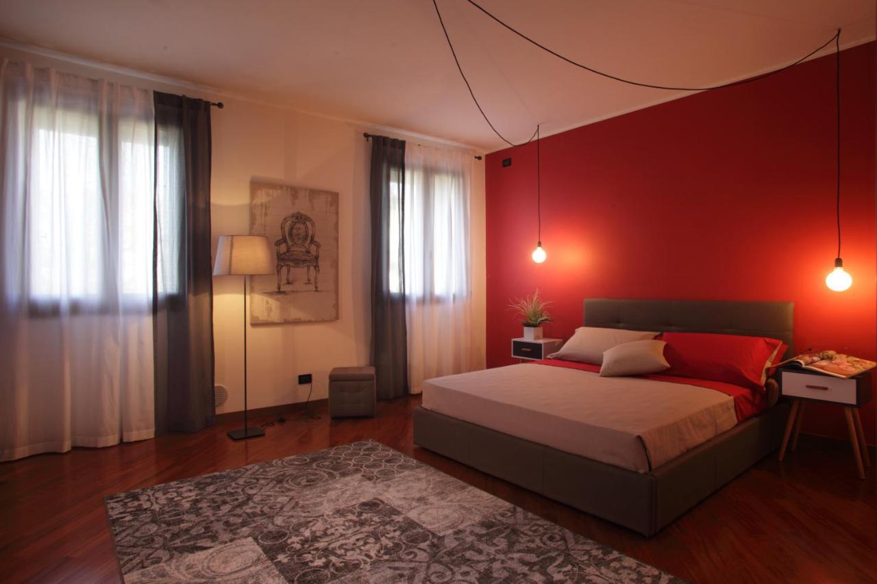 Villa Tiziano Residence Rosa Luaran gambar